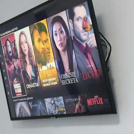 Luxury Olimpia Studio In Bucharest, With Netflix App Exterior photo